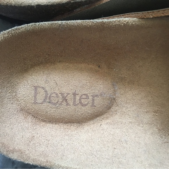 Dexter - Picture 4 of 7